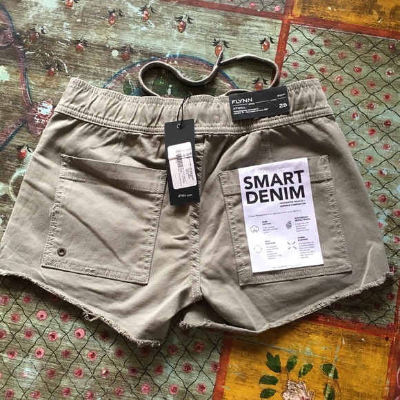 DL1961 Summer Shorts - Picture 2 of 8